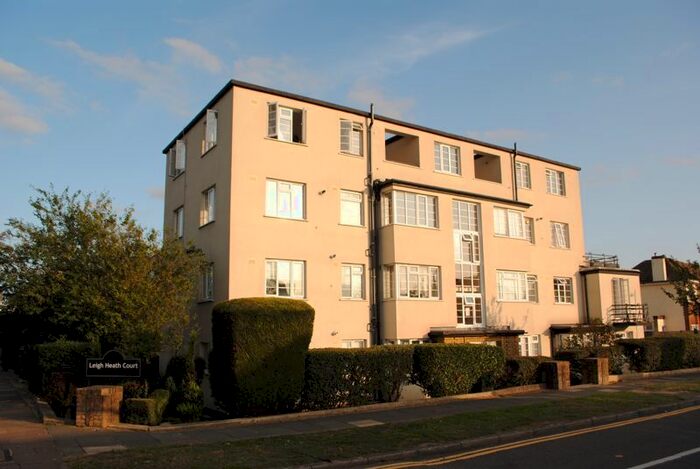 2 Bedroom Flat To Rent In London Road, Leigh-On-Sea, SS9