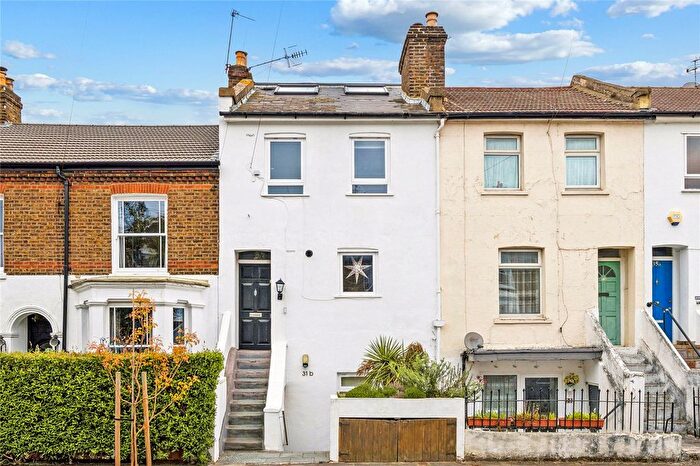 3 Bedroom Maisonette For Sale In Berrymede Road, London, W4
