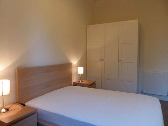 1 Bedroom Flat To Rent In Albion Place, Leith, Edinburgh, EH7