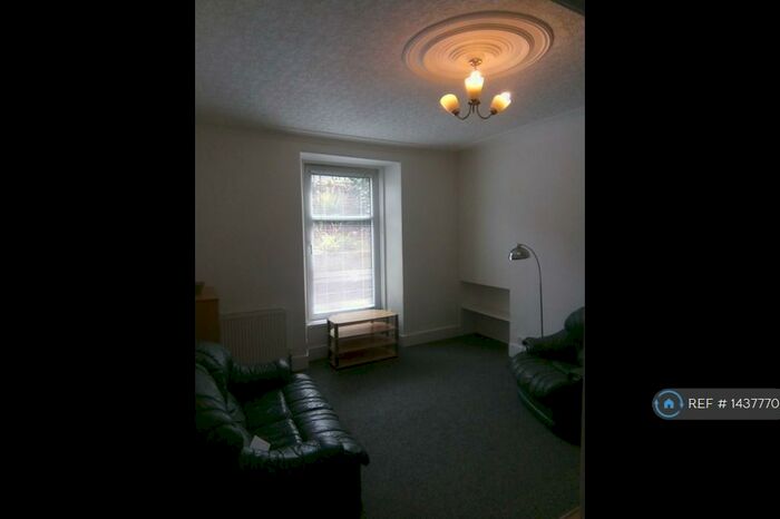 2 Bedroom Flat To Rent In Erskine Street, Aberdeen, AB24