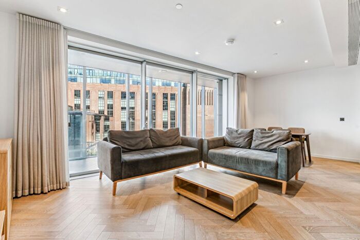 2 Bedroom Flat To Rent In Fladgate House, Circus Road West, SW11