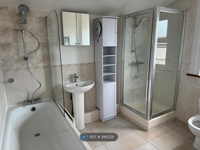 2 Bedroom Terraced House To Rent In Sandown Road, Norwood Junction, SE25