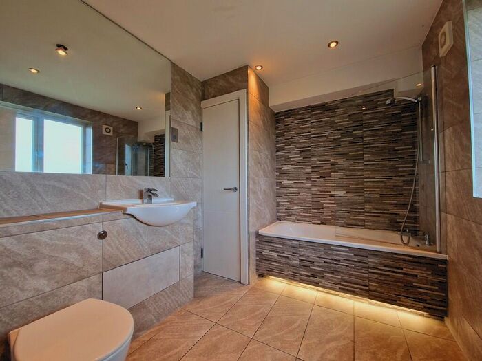 1 Bedroom Apartment To Rent In Stratton Road, Stratton, Swindon, SN1