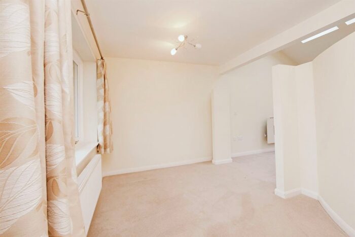 3 Bedroom Detached Bungalow For Sale In Westfield Place, Wigginton, York, YO32