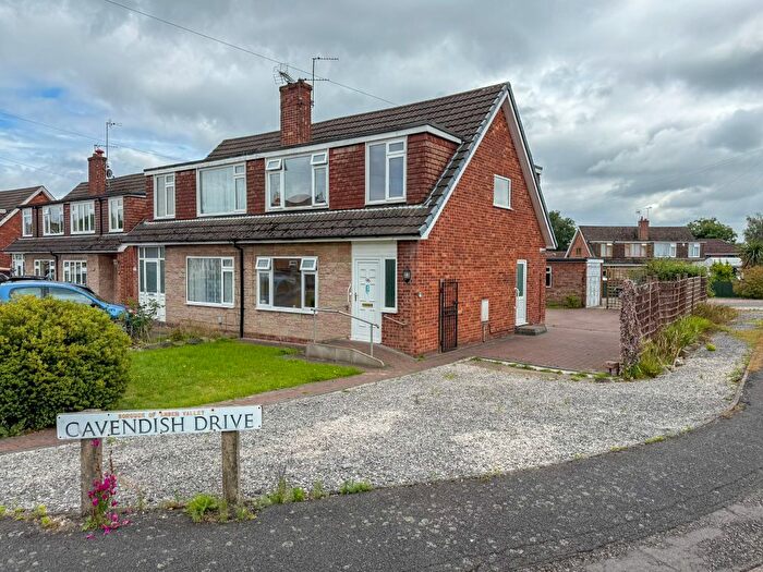 3 Bedroom Semi-Detached House For Sale In West Avenue, Ripley, DE5