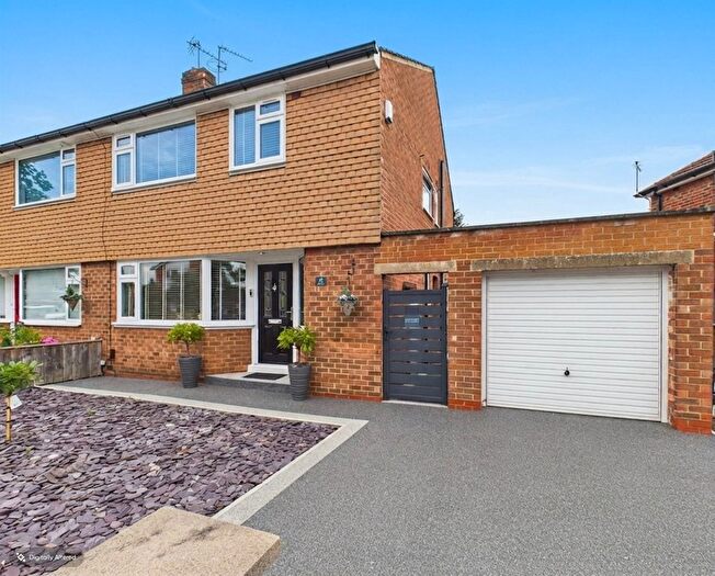 3 Bedroom Semi-Detached House For Sale In Carroll Road, Darlington, DL3