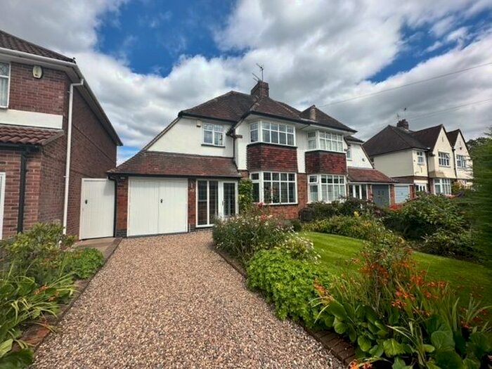 3 Bedroom Property To Rent In Mickleton Drive, Leicester, LE5