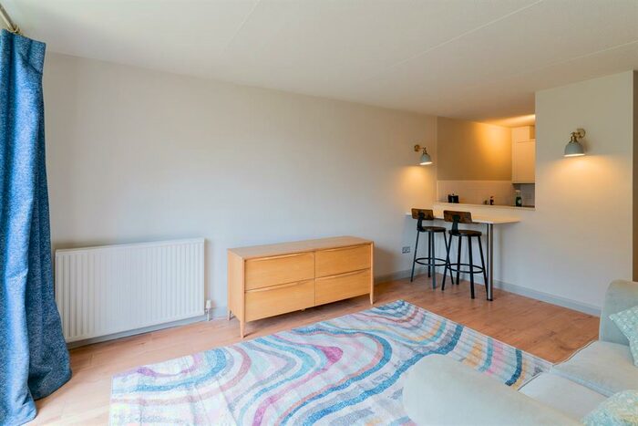 1 Bedroom Ground Flat To Rent In The Maltings, Saffron Walden, CB10