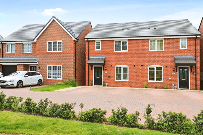 3 Bedroom Semi-Detached House For Sale In Harebell Close, Stourport-On-Severn, DY13