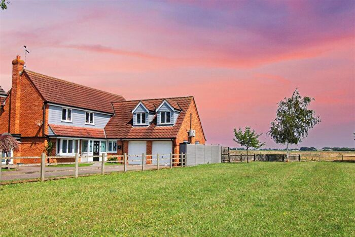 5 Bedroom Detached House For Sale In Exceptional Detached Home On Grebe Close, Sutton Bridge – Featuring Video Showcase, PE12