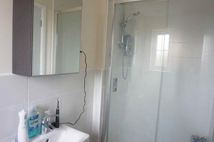 2 Bedroom Flat For Sale In Freya Road, Ollerton, NG22