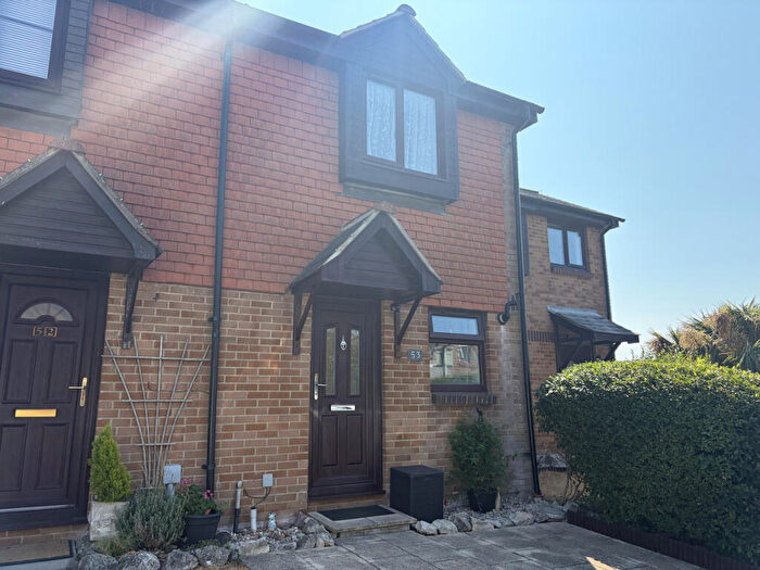 2 Bedroom Terraced House For Sale In Labrador Drive, Poole, BH15
