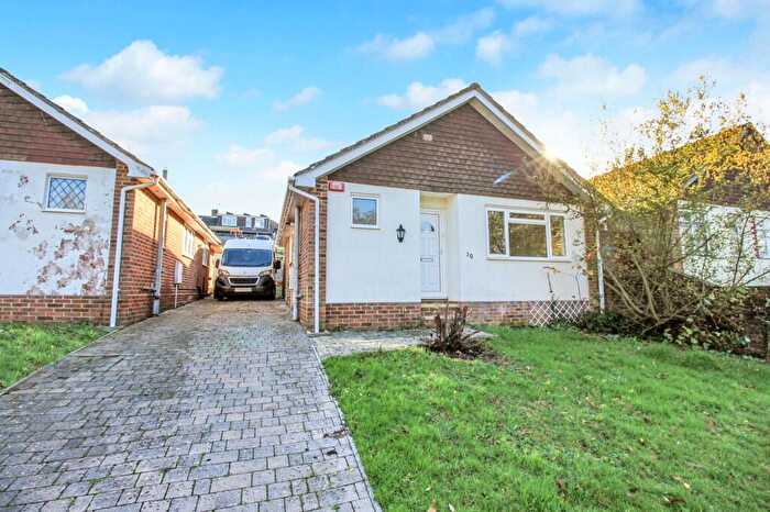 2 Bedroom Detached Bungalow For Sale In Willow Tree Walk, Sholing, SO19