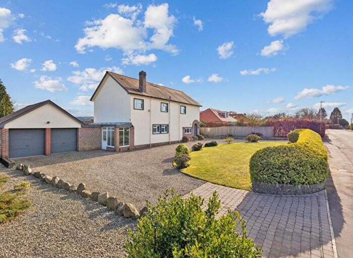 4 Bedroom Detached House For Sale In Bonhard Road, Scone, PH2