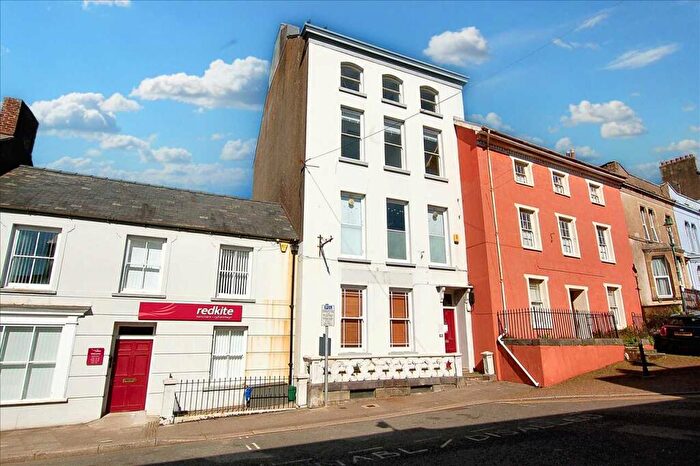 6 Bedroom Terraced House For Sale In Shaftesbury House, Main Street, SA71