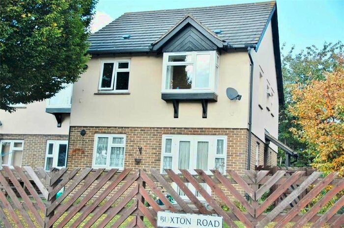 1 Bedroom Flat To Rent In Buxton Road, Waltham Abbey, EN9