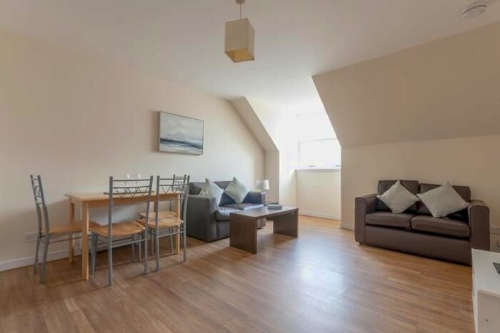 1 Bedroom Flat To Rent In Trinity Lane, Aberdeen, AB11