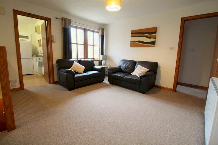 2 Bedroom Flat To Rent In Broadstraik Avenue, Elrick, AB32
