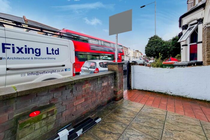 4 Bedroom House To Rent In Dames Road, Forest Gate, London, E7