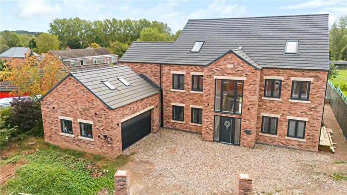 6 Bedroom Detached House For Sale In Kings Chase, Barnoldby Le Beck, Grimsby, N E Lincs, DN37