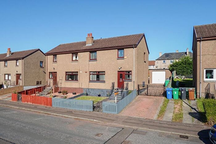 3 Bedroom Semi-Detached House For Sale In Kenmount Place, Kennoway, KY8