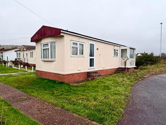 1 Bedroom Park Home For Sale In Burmarsh Road, Hythe, CT21