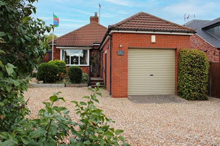 2 Bedroom Detached Bungalow For Sale In Kings Avenue, Brigg, DN20