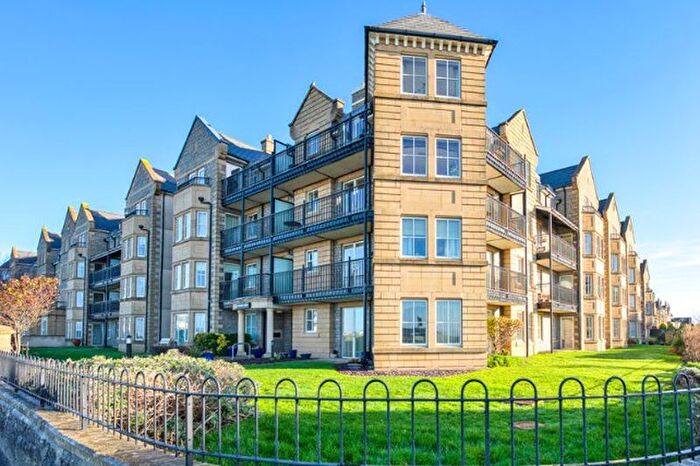 2 Bedroom Flat For Sale In Beach Road, Weston-Super-Mare, BS23