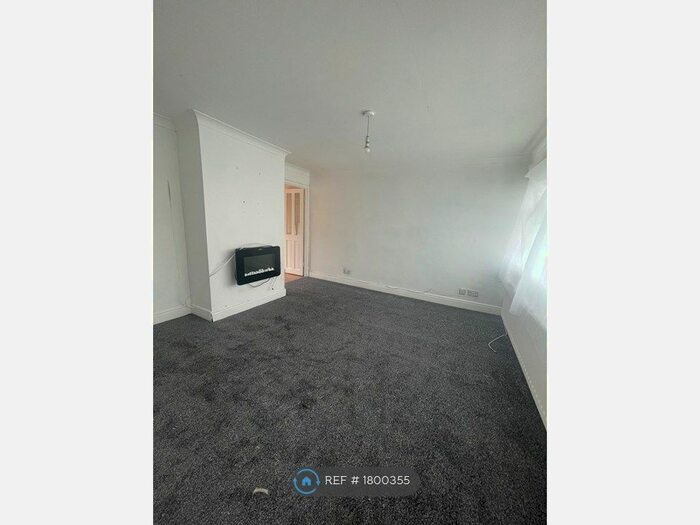 3 Bedroom Terraced House To Rent In Deighton Road, Middlesbrough, TS4