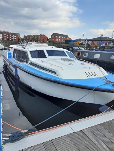 3 Bedroom Bungalow To Rent In Coburg Wharf, Liverpool, L3