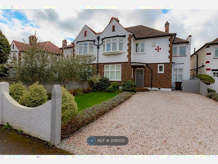 5 Bedroom Semi-Detached House To Rent In Burbage Road, London, SE24