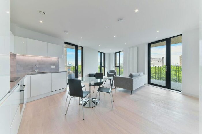 2 Bedroom Flat To Rent In Mercier Court, Royal Wharf, London, E16
