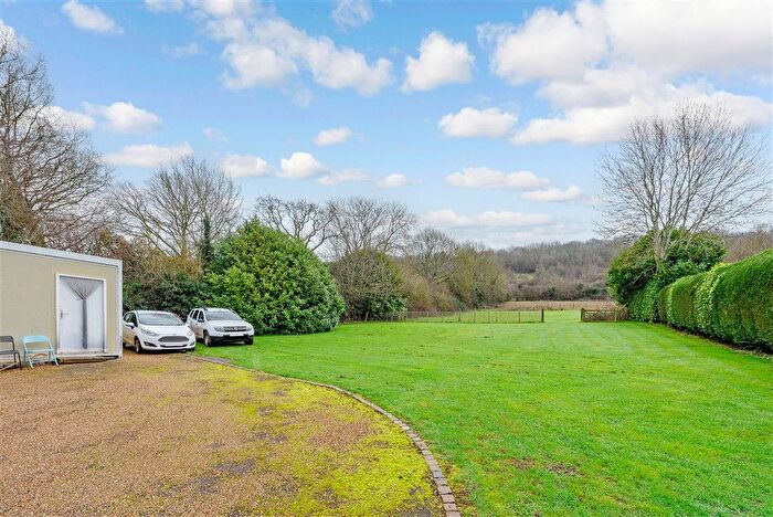 3 Bedroom Bungalow For Sale In Knatts Valley Road, Knatts Valley, Sevenoaks, Kent, TN15