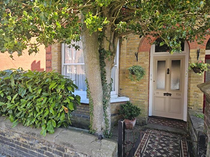 1 Bedroom Flat To Rent In Cargate Avenue, Aldershot, GU11