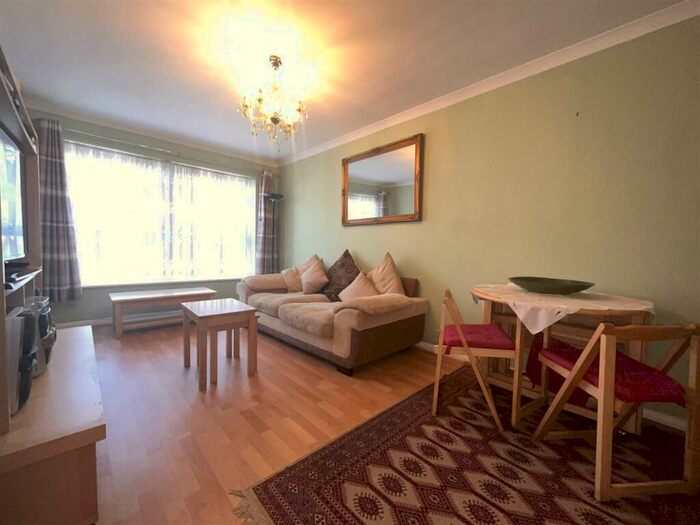 1 Bedroom Flat To Rent In Jubilee Close Off Nicoll Road, Harlesden, London, NW10