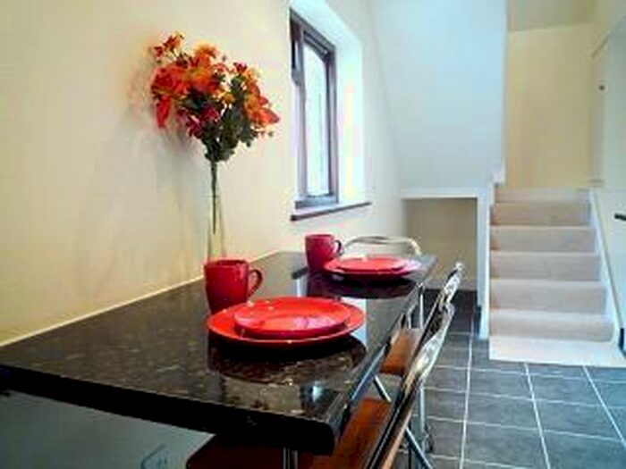 Maisonette To Rent In Sutton Courtenay, Oxfordshire, OX14