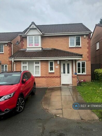 4 Bedroom Detached House To Rent In Seathwaite Road, Farnworth, Bolton, BL4