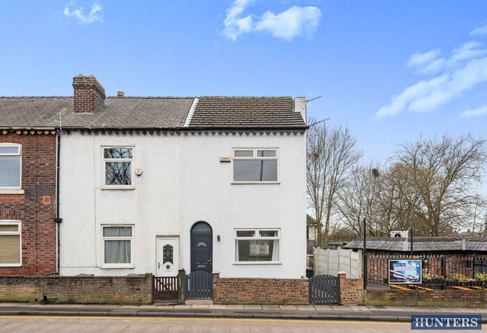 2 Bedroom End Of Terrace House To Rent In Manchester Road, Swinton, Manchester, Greater Manchester, M27