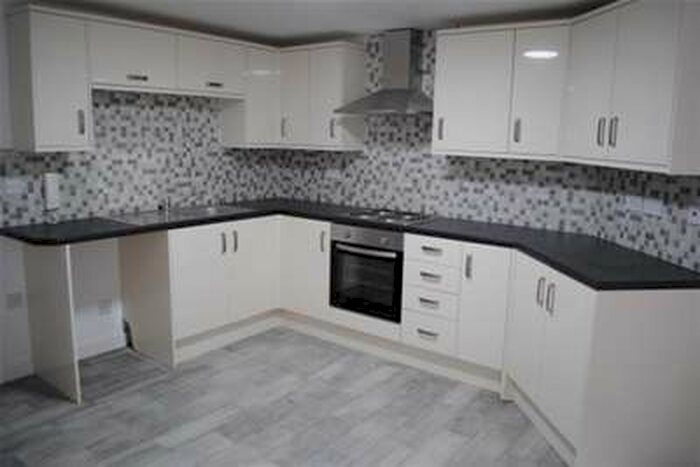 2 Bedroom Flat To Rent In Kings House, Dudley Town Centre, DY2