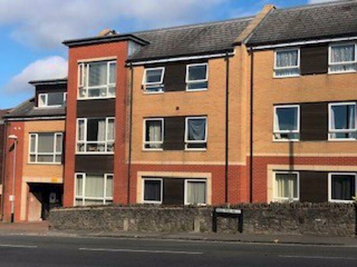 2 Bedroom Flat To Rent In Nags Head Hill, Bristol, BS5