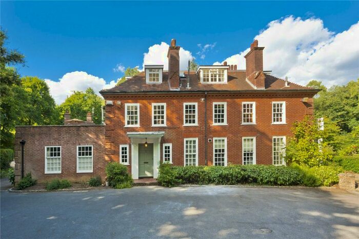 2 Bedroom Duplex To Rent In Thursley House, Farnham Lane, Haslemere, Surrey, GU27