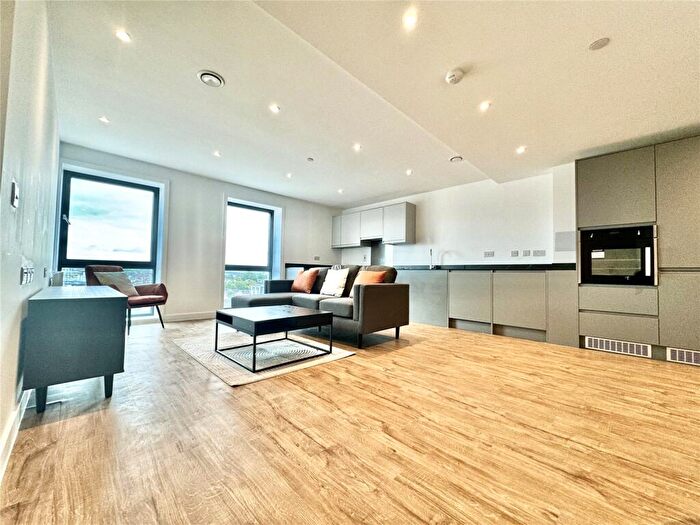 1 Bedroom Apartment To Rent In Phoenix, Saxton Lane, Leeds, LS9