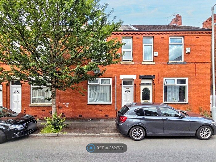 2 Bedroom Terraced House To Rent In Old Lane, Manchester, M11