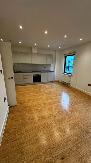 2 Bedroom Flat To Rent In Hounslow High Street, Hounslow, TW3