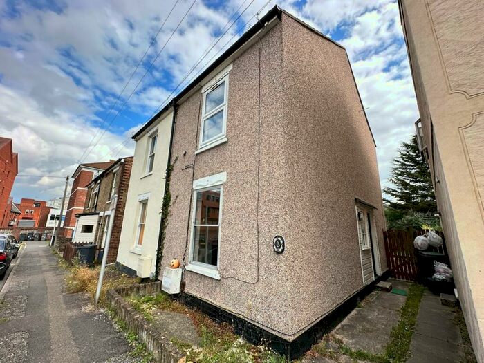 2 Bedroom Semi-Detached House To Rent In Orchard Street, Chelmsford, CM2