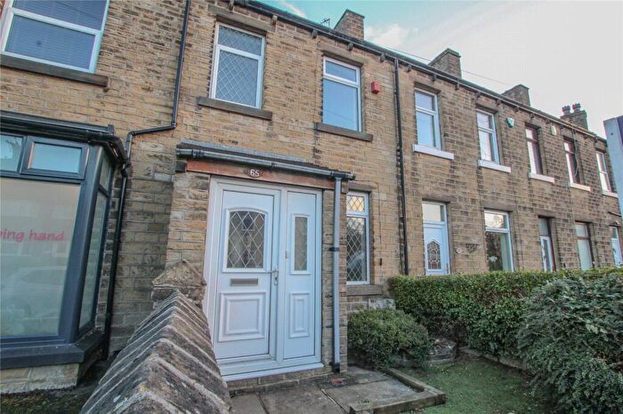 3 Bedroom Terraced House To Rent In Reinwood Road, Huddersfield, West Yorkshire, HD3