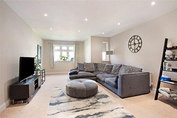 2 Bedroom Flat To Rent In Ember Lane, Esher, Surrey, KT10