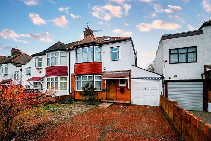 3 Bedroom Semi-Detached House To Rent In Hermon Hill, London, E18