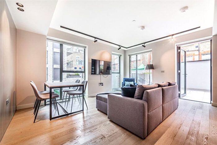 1 Bedroom Flat To Rent In Chapter House, London, WC2B