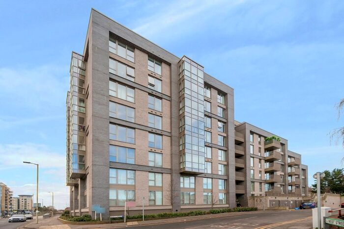 1 Bedroom Flat To Rent In West Street, Watford, WD17